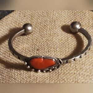Native American Cuff Bracelet  Sterling Silver Coral vintage